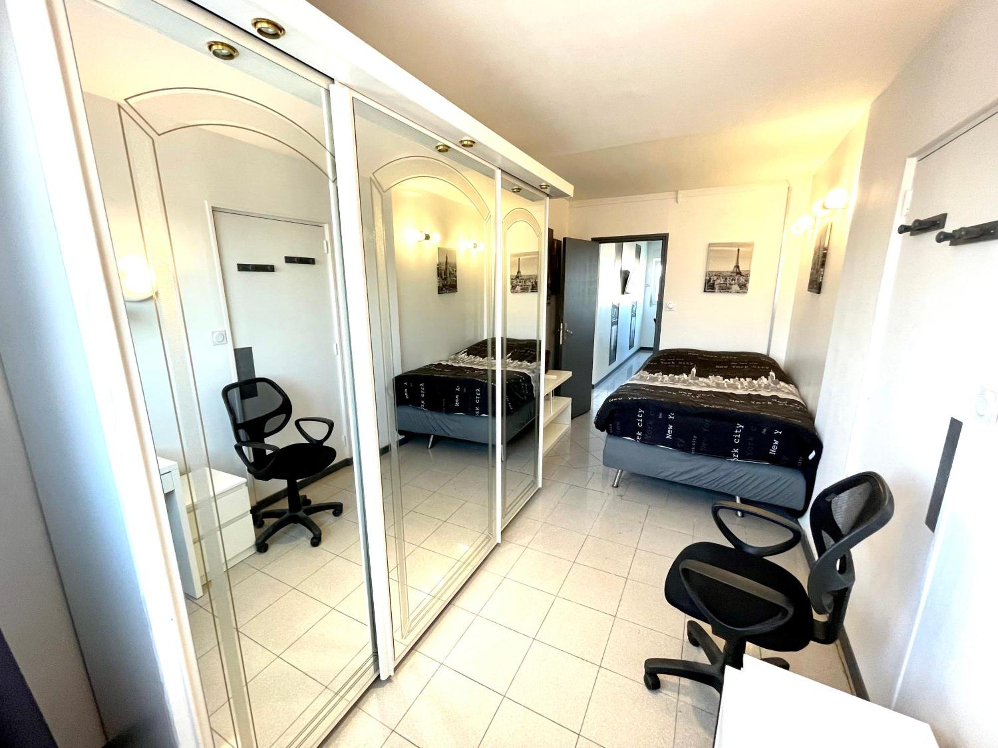Chambres privées en colocations villeurbanne cusset Extérieur photo